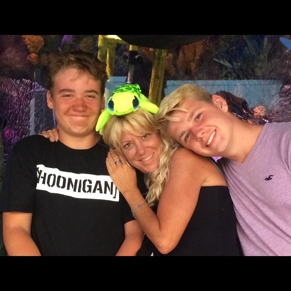 Meet your Posher, Dawn